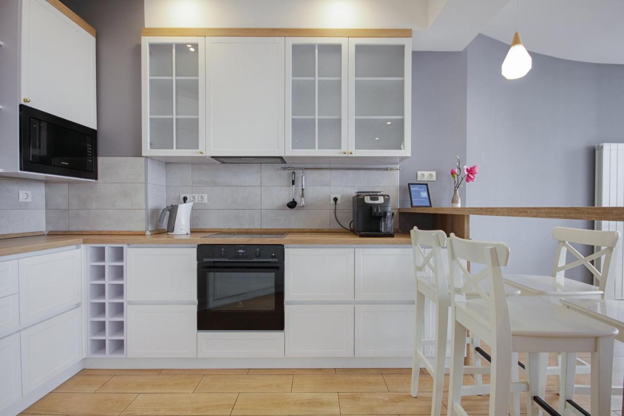 Gagarin Plaza Apartment Odesa Exterior photo