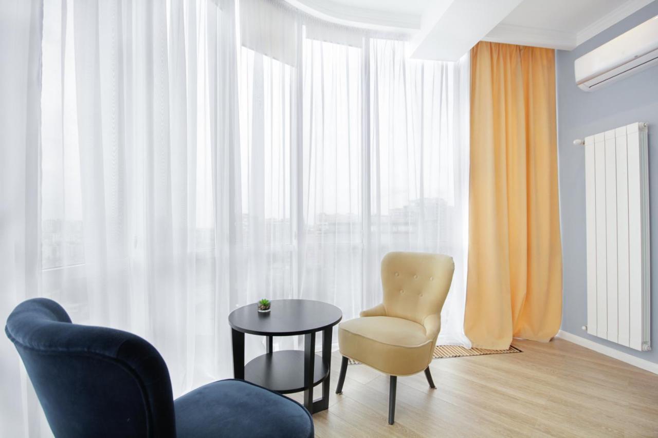 Gagarin Plaza Apartment Odesa Exterior photo