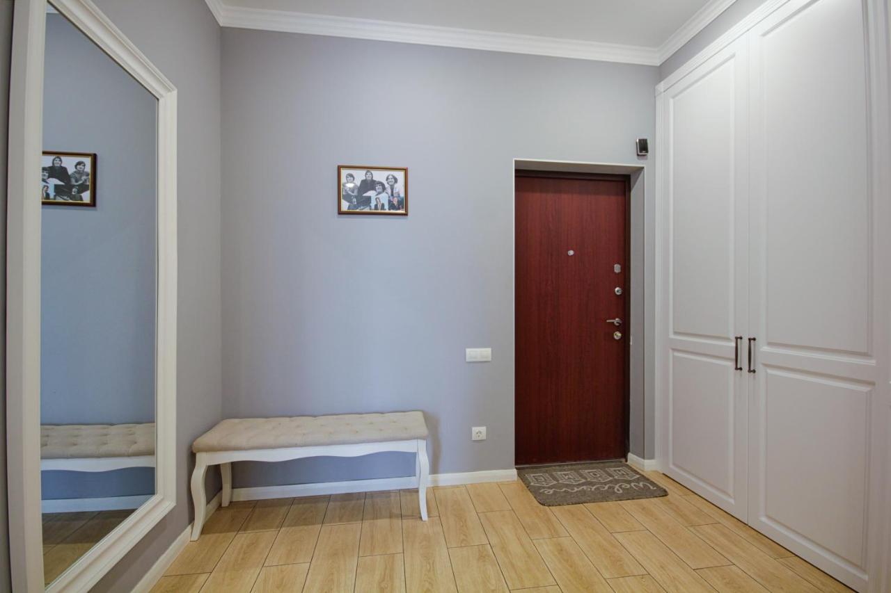 Gagarin Plaza Apartment Odesa Exterior photo